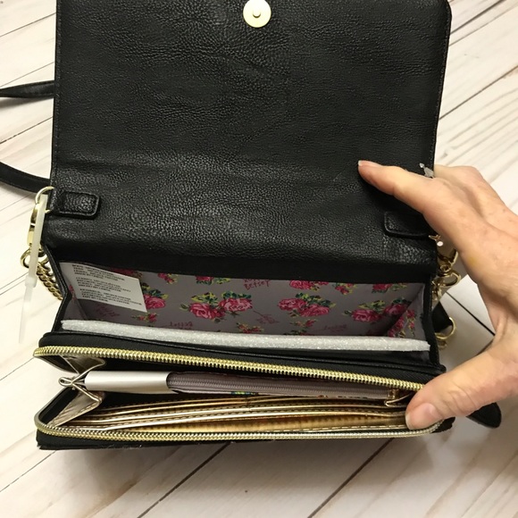 🌺 Betsey Johnson xoxo Crossbody Handbag - Picture 4 of 6